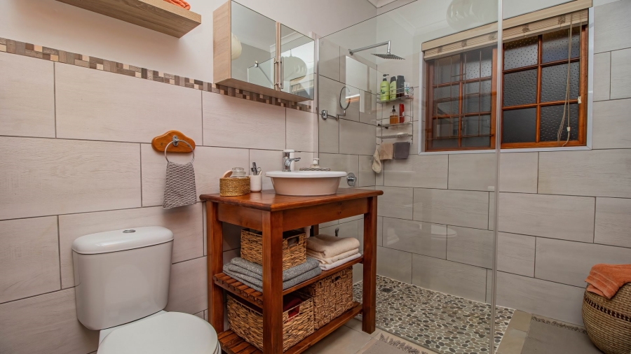 4 Bedroom Property for Sale in Table View Western Cape